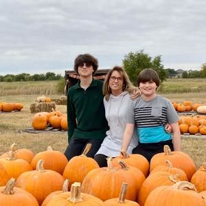 Meet your Posher, Deborah